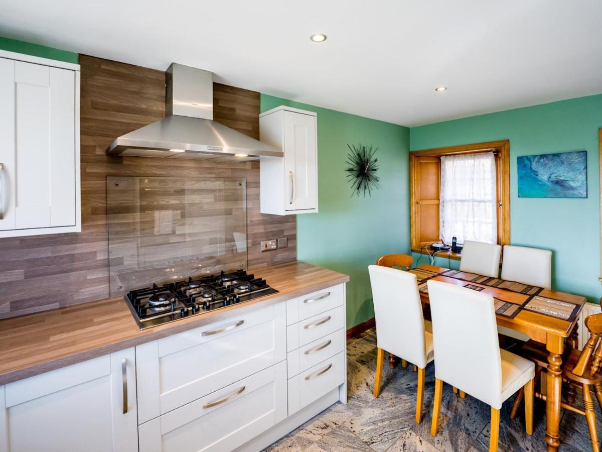 Pass The Keys Superb 3 Bedroom Cottage With Sea Views Anstruther Exterior foto